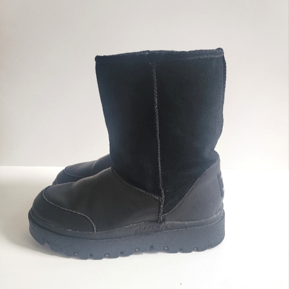 Skechers Shoes - Vintage 90s/Y2K women's Skechers leather platform chunky outdoor boots, size 8.5